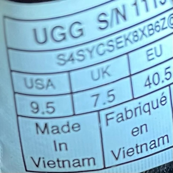 UGG - Black Suede Ankle Boots - Size 9.5 - Excellent Conditions - Picture 13 of 13